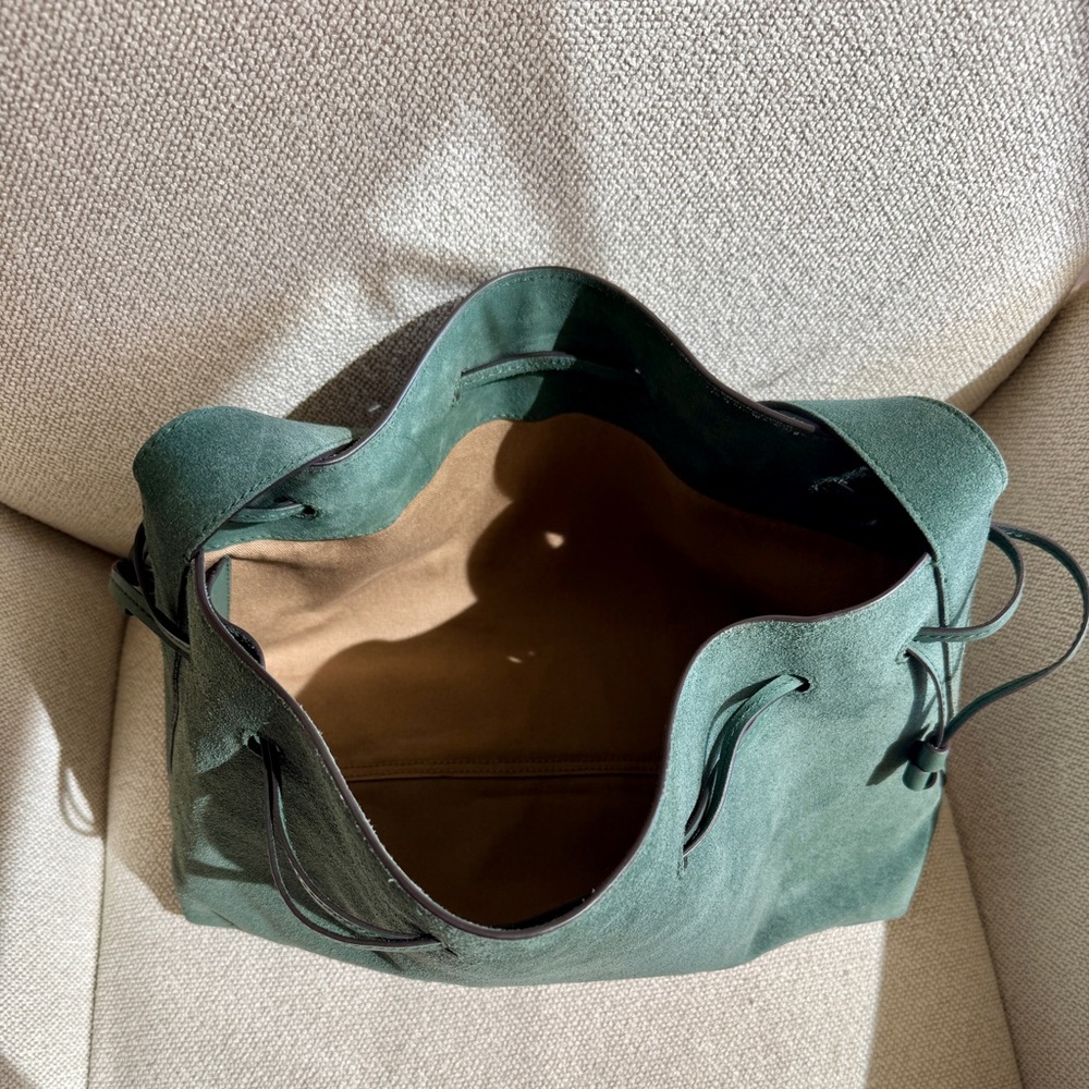 NWT! | MADEWELL The Drawstring Shoulder Bag in Architect Green Suede - Picture 6 of 13